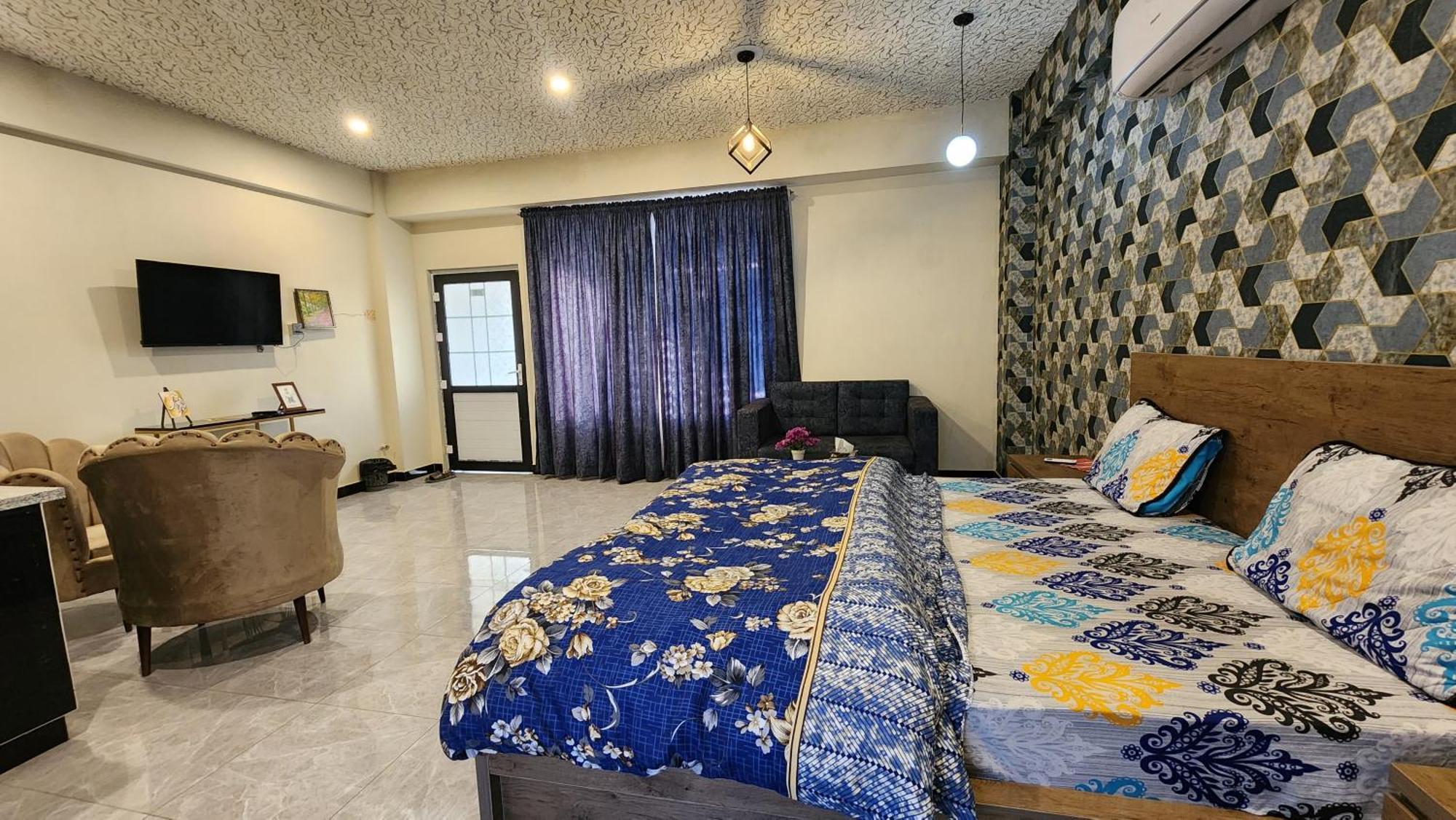 Motorway Majesty Suites Islamabad - Near Islamabad International Airport And Motorway Eksteriør bilde
