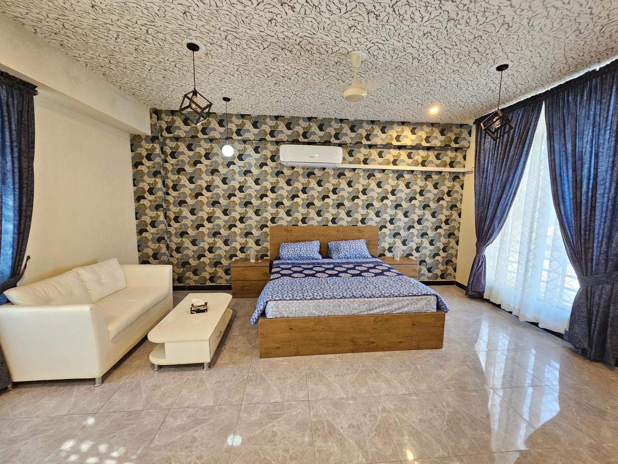 Motorway Majesty Suites Islamabad - Near Islamabad International Airport And Motorway Eksteriør bilde