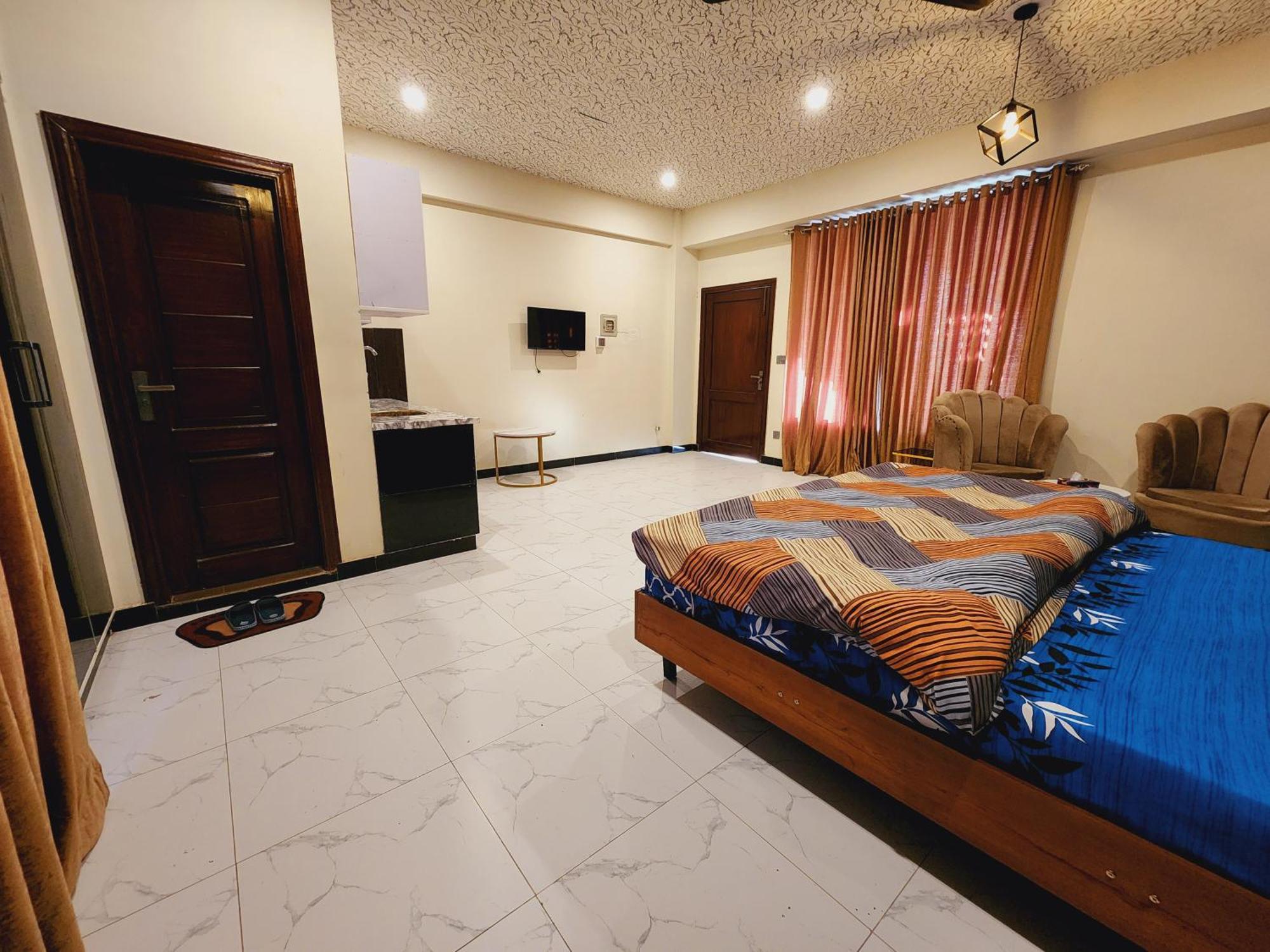 Motorway Majesty Suites Islamabad - Near Islamabad International Airport And Motorway Rom bilde