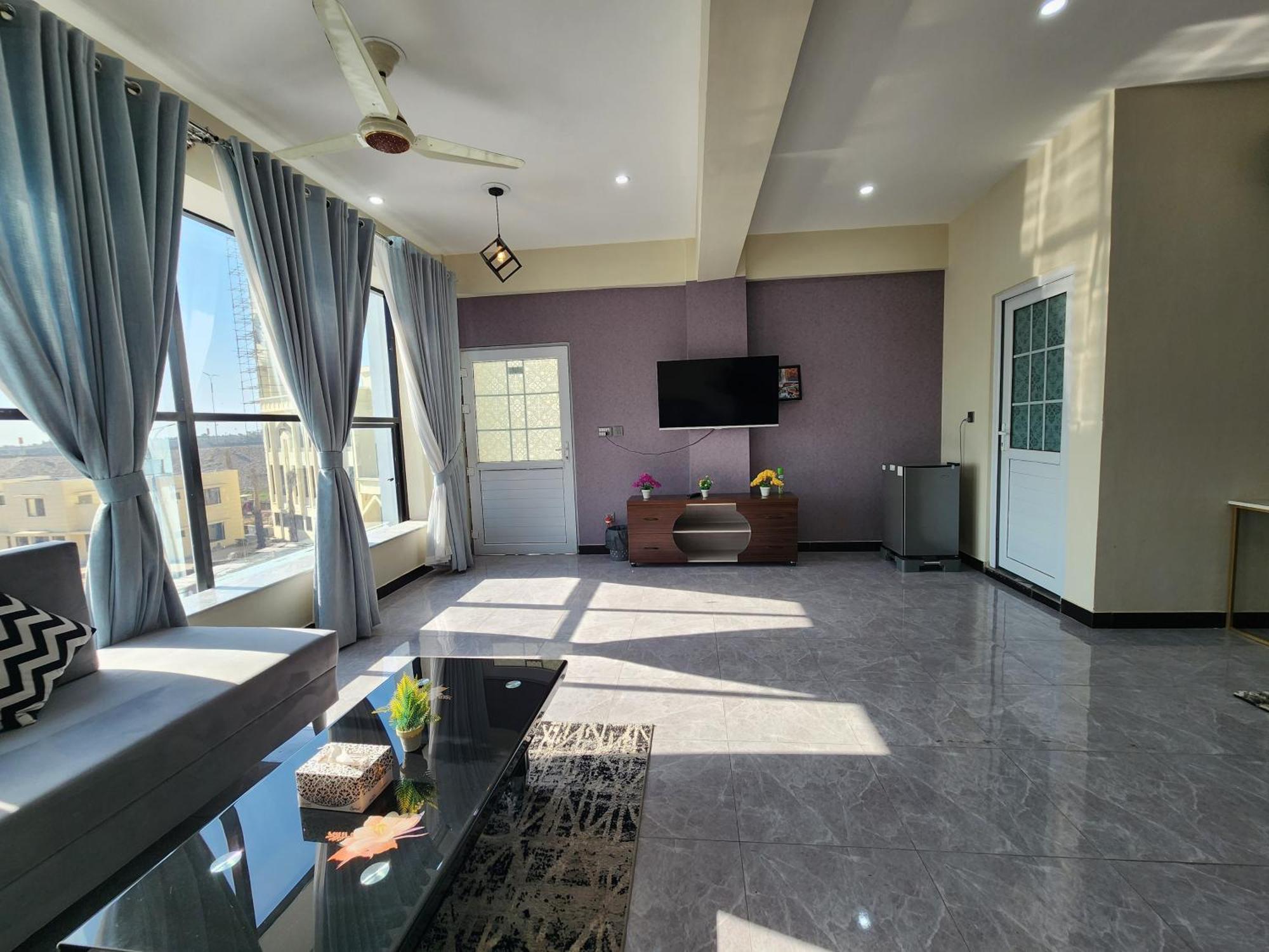 Motorway Majesty Suites Islamabad - Near Islamabad International Airport And Motorway Rom bilde
